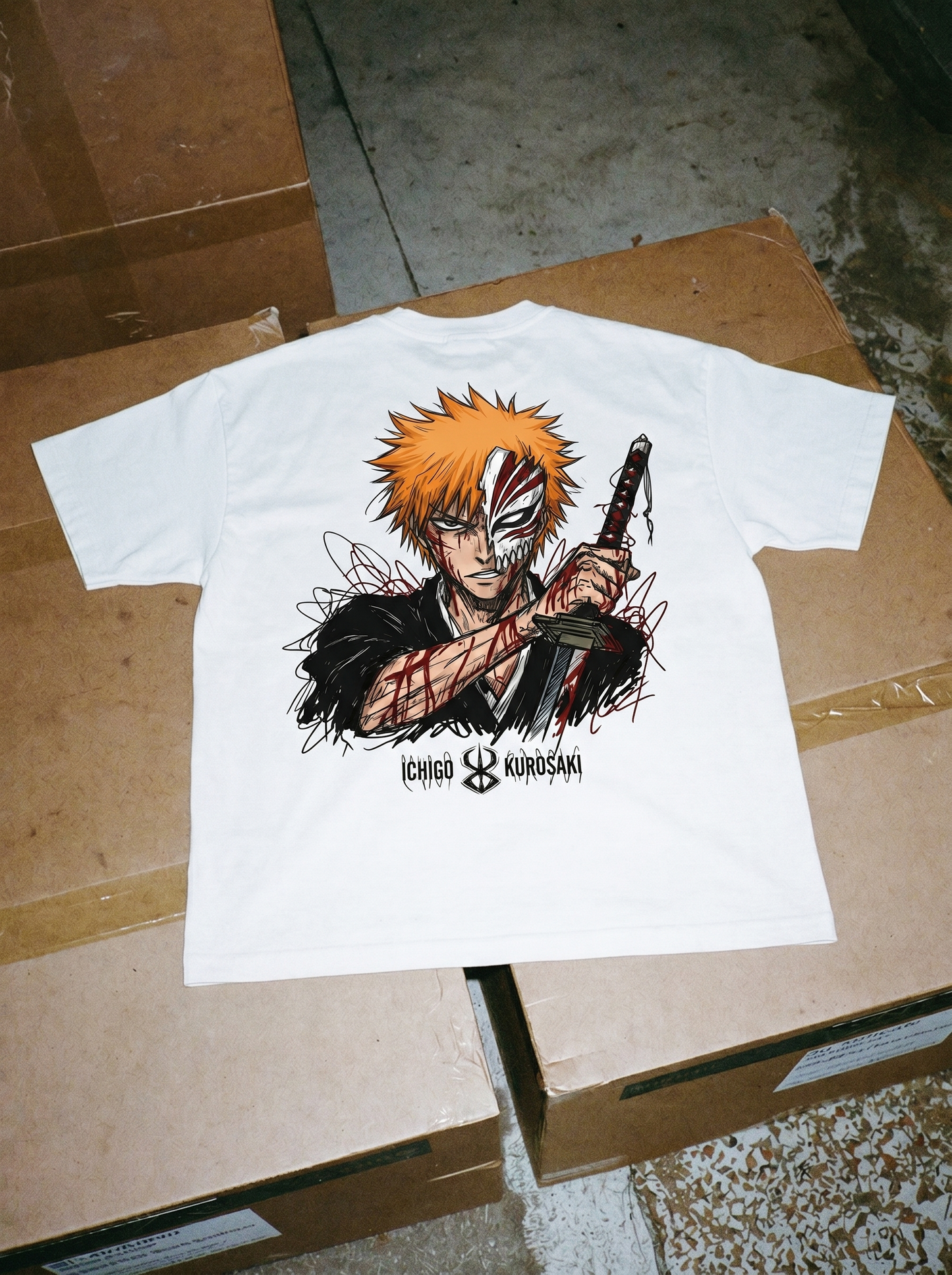 AMIYRO - Oversized ICHIGO KUROSAKI  T-Shirt